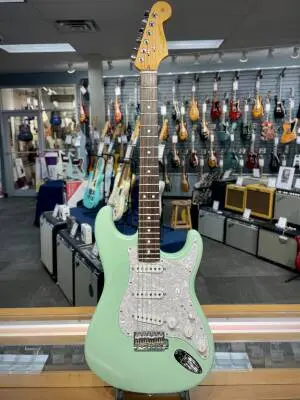 Fender - Limited Edition Cory Wong Stratocaster Electric Guitar, Rosewood Fingerboard with Case - Surf Green 2