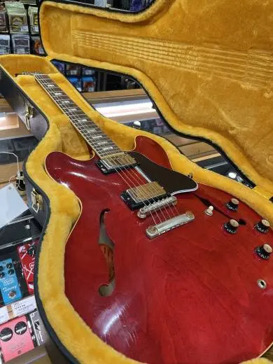 Gibson Custom Shop - Murphy Lab '64 ES-335 Ultra Lite Aged - Sixties Cherry 2