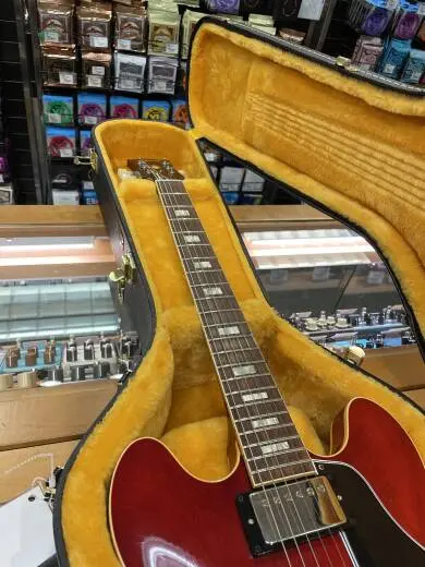 Gibson Custom Shop - Murphy Lab '64 ES-335 Ultra Lite Aged - Sixties Cherry 2