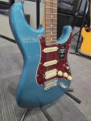 Fender PLAYER II STRAT HSS RW OTQ TORT P 2