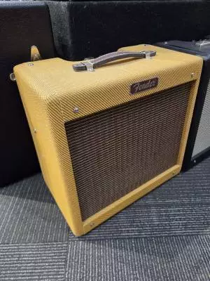 Fender - Pro Junior