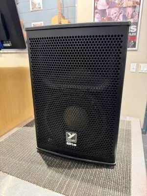 Yorkville Sound - EF10P