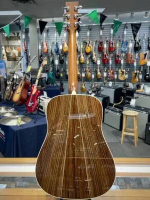 Martin Guitars - D-35 Spruce/Rosewood Acoustic Guitar with Hardshell Case - Gloss 2