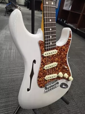Fender - AM PRO II STRAT TL RW WHITE BLONDE