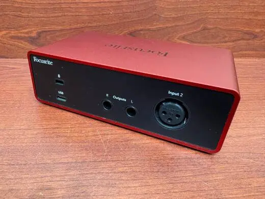 Focusrite - SCARLETTSOLOMK4 2