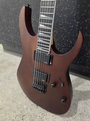 Ibanez - GIO RG WALNUT FLAT 2