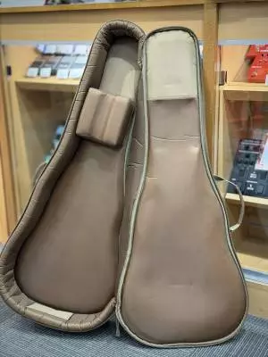 Taylor Guitars - T61065 2