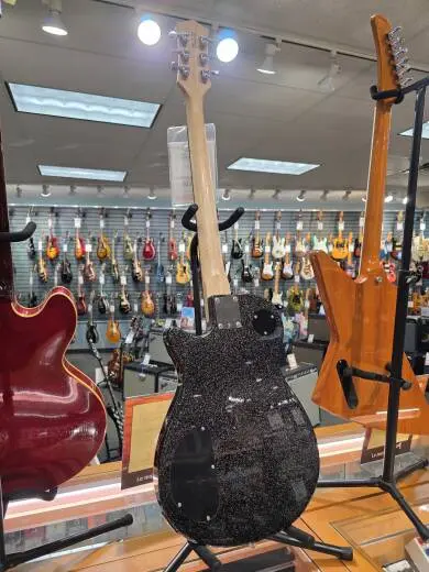 Gretsch G5265 Baritone Jet Black Sparkle 2