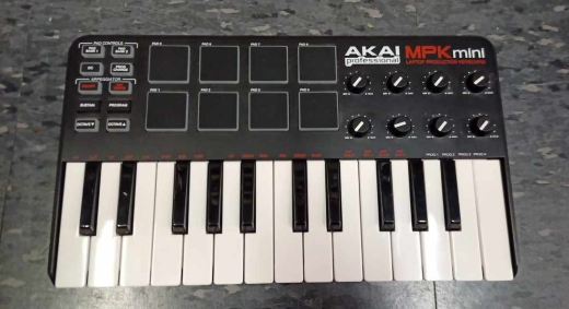 Gear Hunter | Akai - MPK MINI