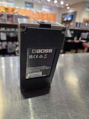 BOSS GE-7 7-Band Graphic EQ Pedal | Long & McQuade