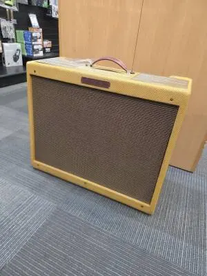 FENDER 57 CUSTOM TWIN AMP