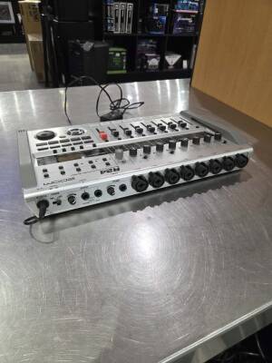 Zoom R24 - SD Recorder/Interface/Controller