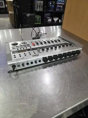 Store Special Product - Zoom - R24