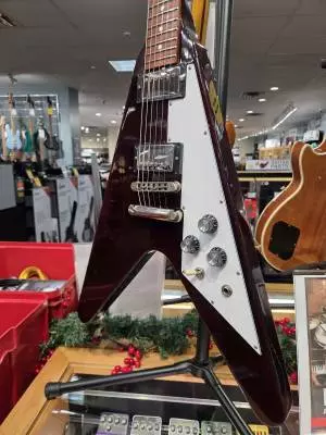GIBSON AGED CHERRY FLYING V
