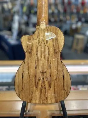 Leho - Tenor Ukulele, Spruce / Spalted Maple, Thin Body 2