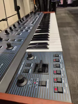 Behringer - UB-XA 2