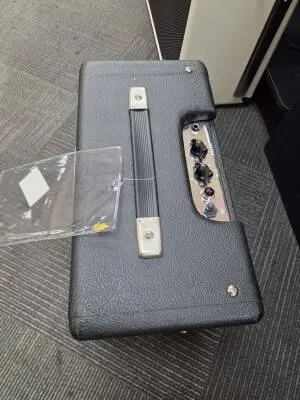 FENDER PRO JUNIOR SE BLACK 2