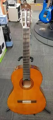 Yamaha - C40