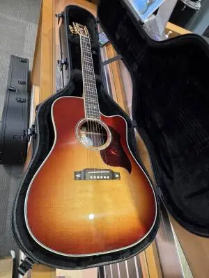 GIBSON SONGWRITER RECORDING ART EC 2