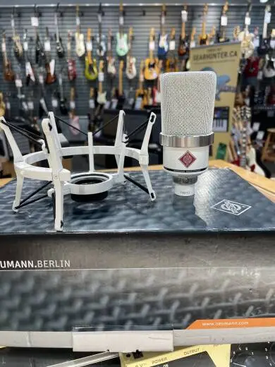 Neumann - TLM 102 Studio Set Large Condenser Microphone - White Edition 2