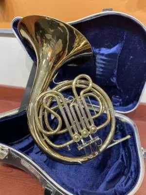 Cerveny F/Eb Single French Horn Outfit