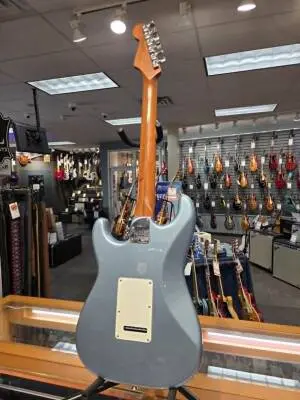 FENDER LTD AM PRO II STRAT HH RW IBM 2