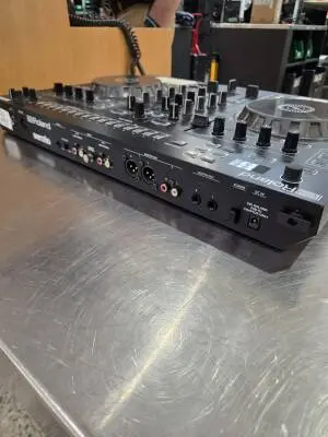 Roland - DJ-505 2
