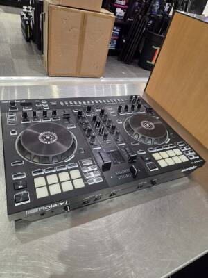 Gear Hunter | Roland - DJ-505