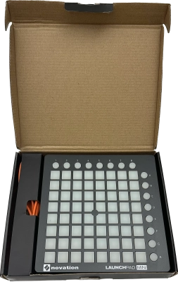 NOVATION COMPACT LAUNCHPAD CONTROLLER MK2 3