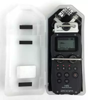 H5 4TRACK HANDHELD RECORDER/USB INTERFACE 2