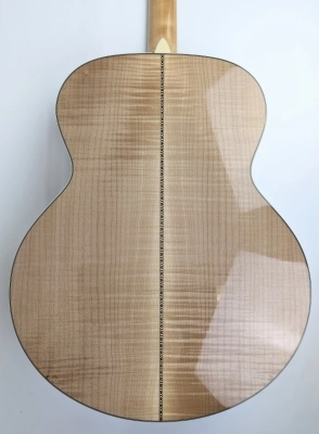 EASTMAN JUMBO AC630 BLONDE 4