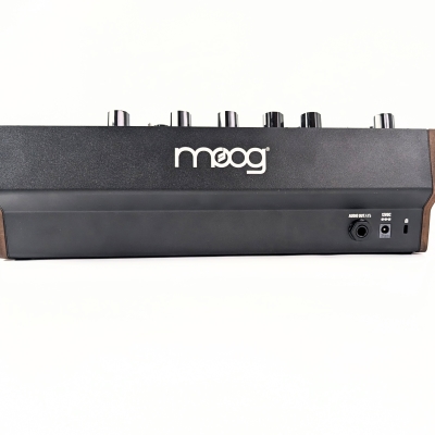Store Special Product - Moog - MOTHER-32