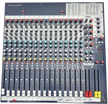 SOUNDCRAFT 16CH/4BUS MIXER W/ LEXICON FX