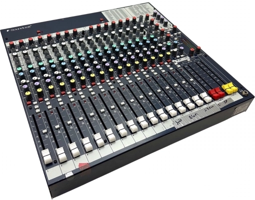 SOUNDCRAFT 16CH/4BUS MIXER W/ LEXICON FX 3