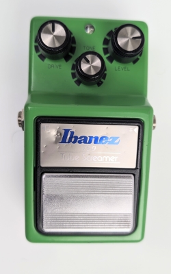 IBANEZ TS9 IN SWAPPED CHASSIS