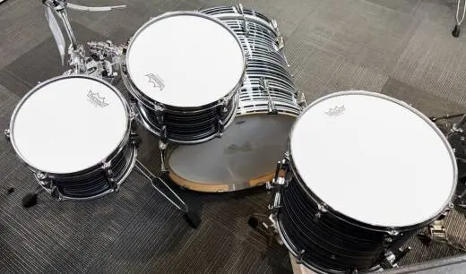 Pearl Masters Maple Pure 10, 12, 16, 22 in Black Oyster Swirl 2