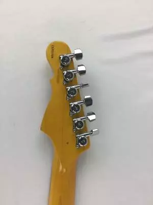G&L Legacy U.S.A. Candy Apple Red 4