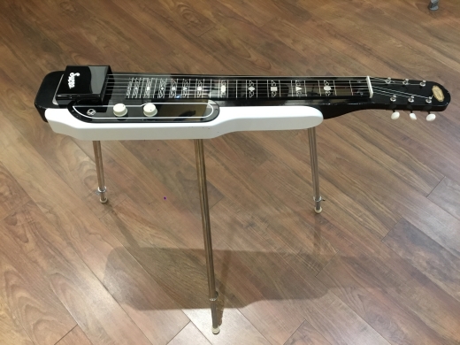 Supro Jet Airliner lap steel