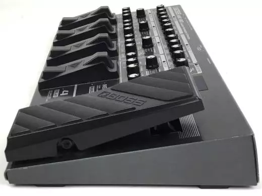 BOSS - GUITAR EFFECTS PROCESSOR 2