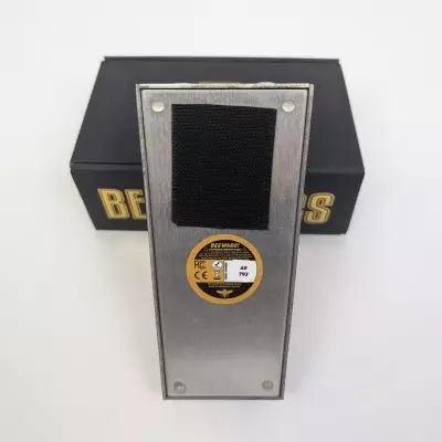 Beetronics Abelha Tropical Fuzz Pedal 2