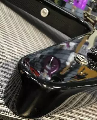 Gibson - 80's FLYING V EBONY W/CS 2