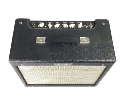 FENDER BLUES JUNIOR IV BLACK 2