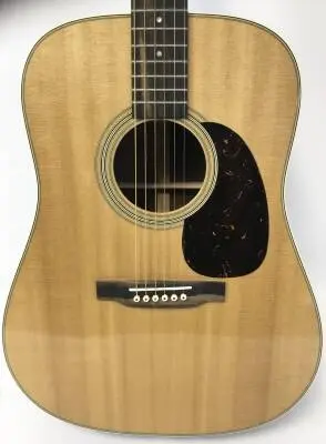 Martin Guitars - Acoustic D-28 2