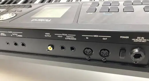 Roland - BK-5 Keyboard 2