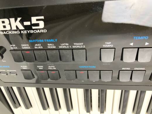 Roland - BK-5 Arranger Keyboard 2