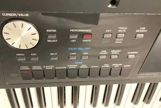 Roland - BK-5 Keyboard 2