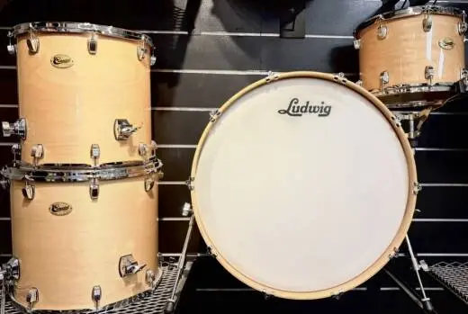 Ludwig Centennial 26, 14, 16, 18 Nature Maple Drum kit