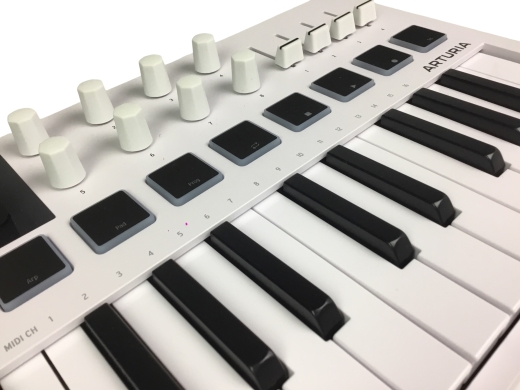 Arturia MiniLab 3 25-Key MIDI Controller W/Software - Alpine