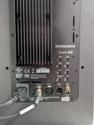 Dynaudio  Core-59 Reference Monitor (LEFT) 2