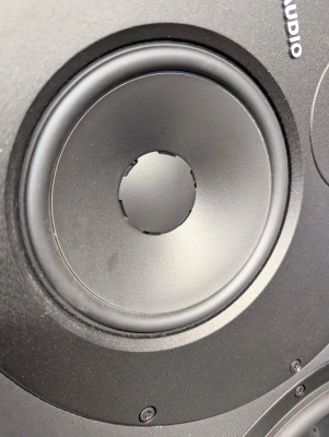 Dynaudio  Core-59 Reference Monitor (LEFT) 2